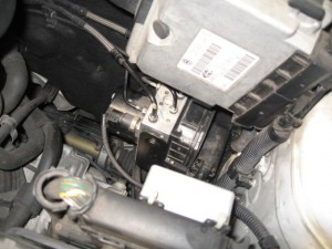 ABS 異常 警告ランプ点灯 VW POLO 9N | ゼペットオートサービス
